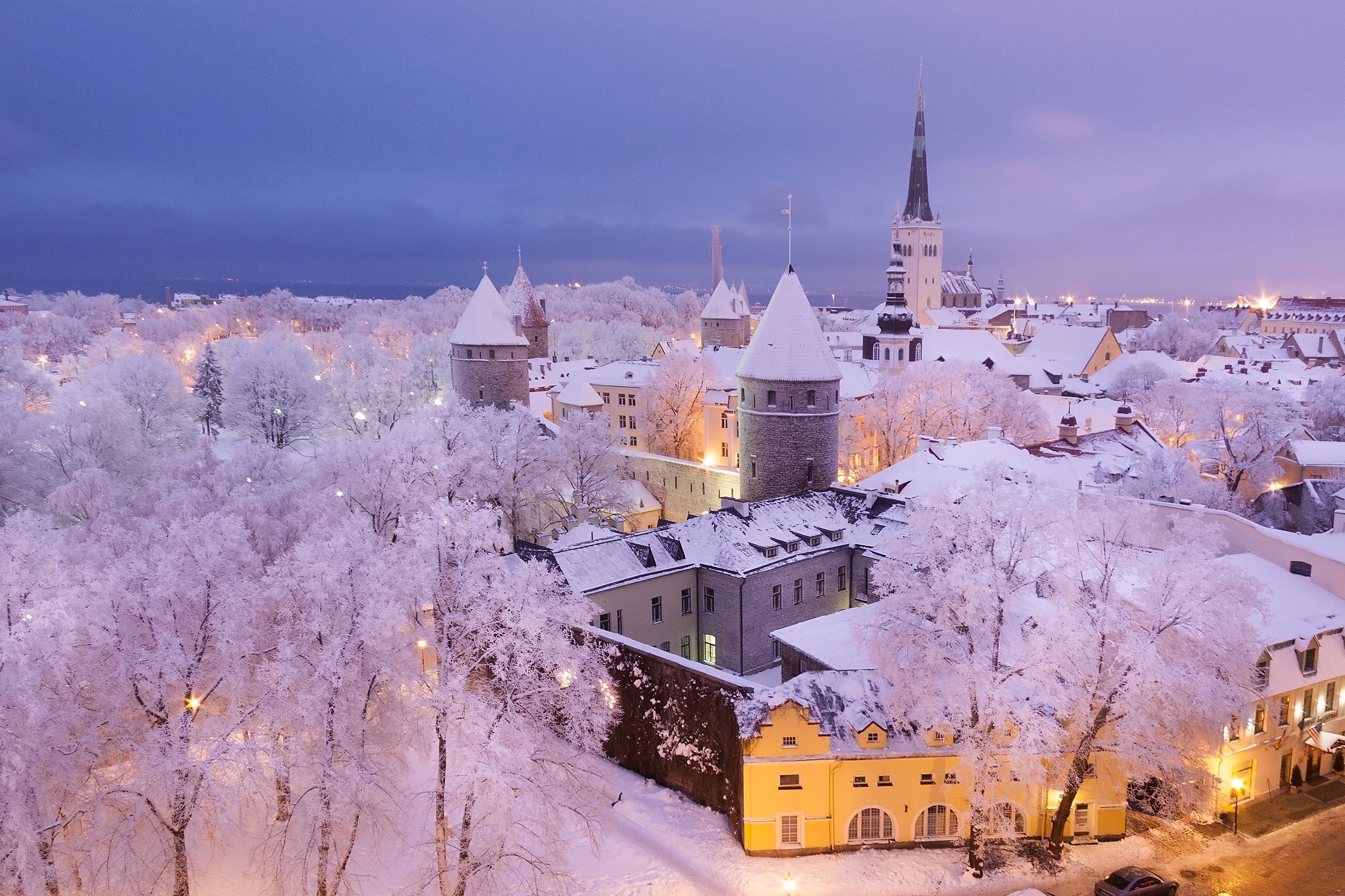 CG_snowy_tallinn