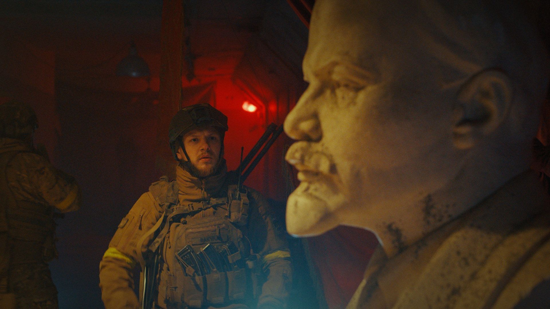 Ukraina toetusoksjon ja lõpufilm 'Kahhovka objekt'