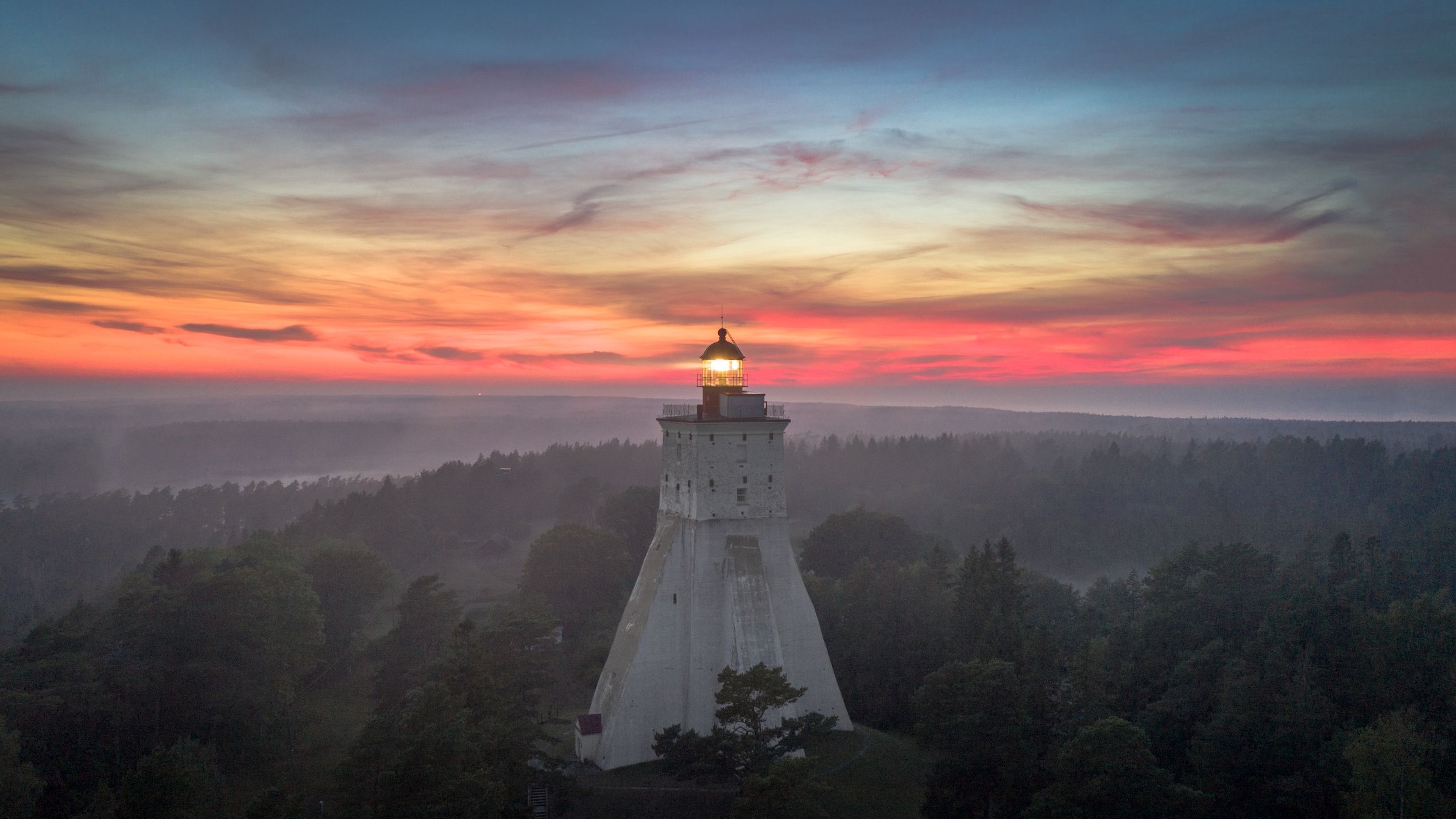 ind_cg_kopu-lighthouse